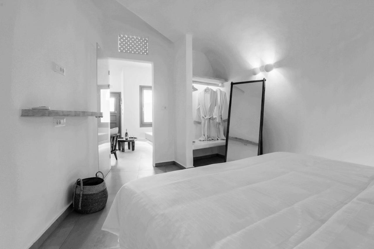 Eternity Suites Santorini Тира Экстерьер фото