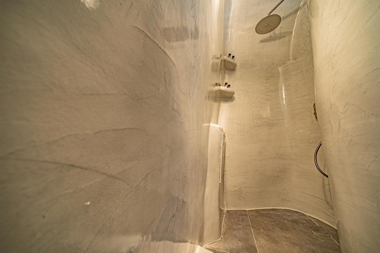 Eternity Suites Santorini Тира Экстерьер фото