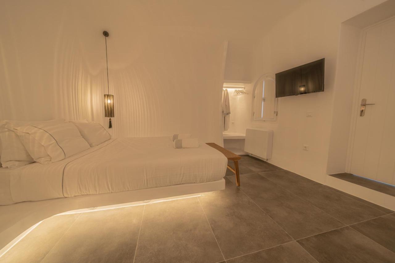 Eternity Suites Santorini Тира Экстерьер фото